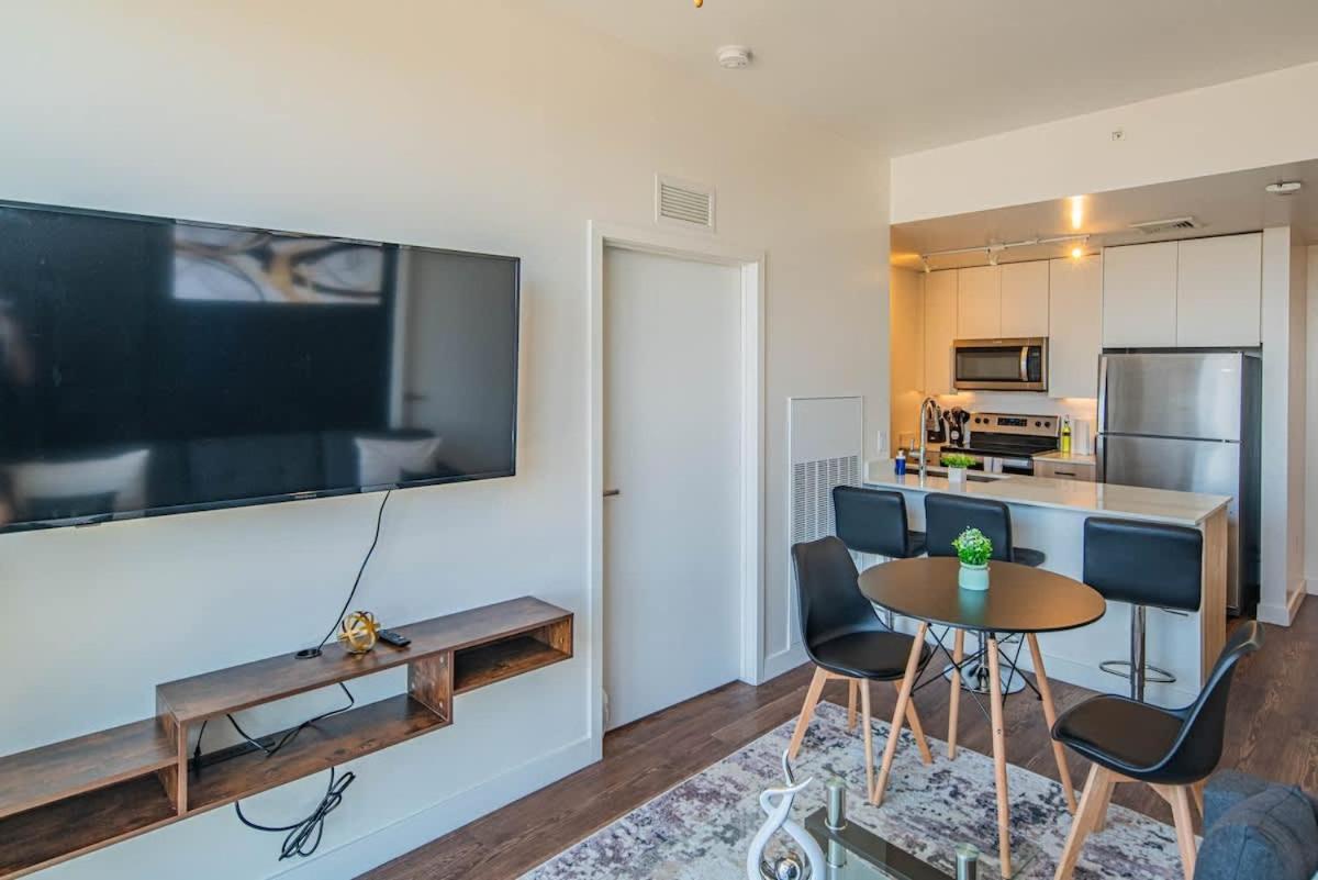 Detailed 2Bd, Highrise Dt, Pool, Gym, Parking, Sleeps 8 Appartement Phoenix Buitenkant foto