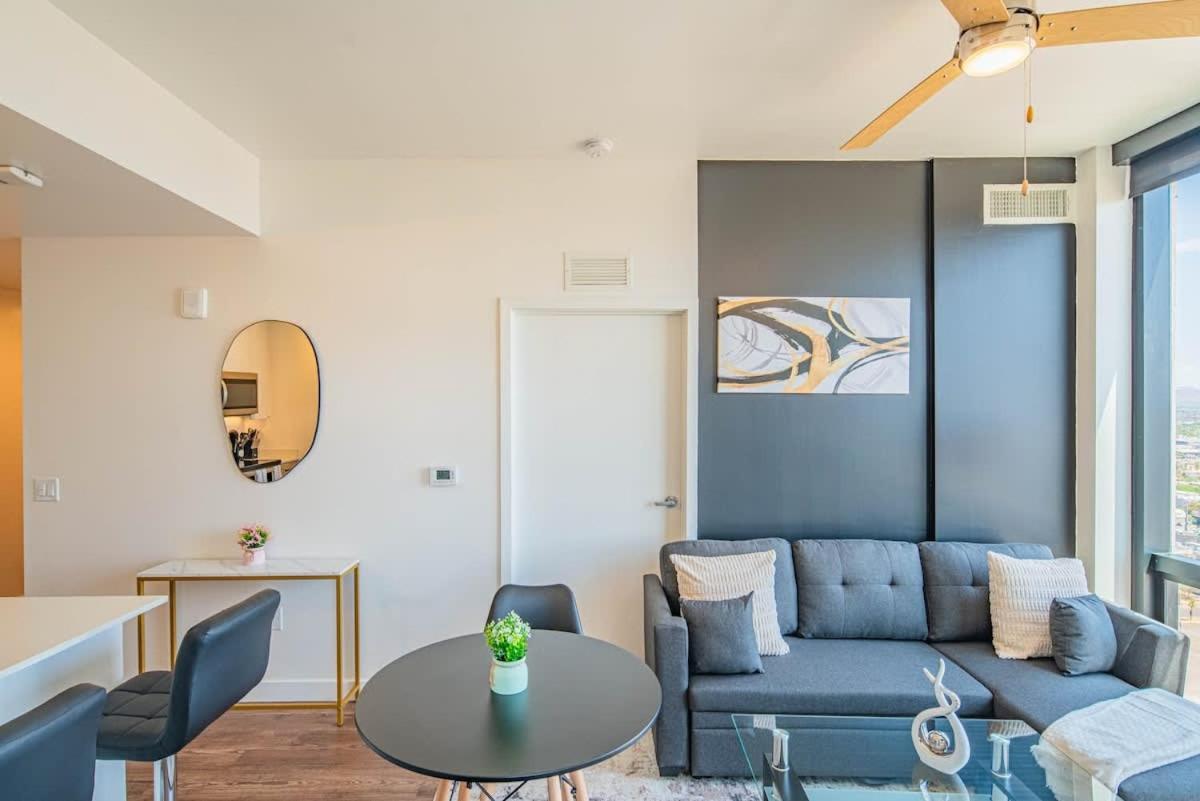 Detailed 2Bd, Highrise Dt, Pool, Gym, Parking, Sleeps 8 Appartement Phoenix Buitenkant foto
